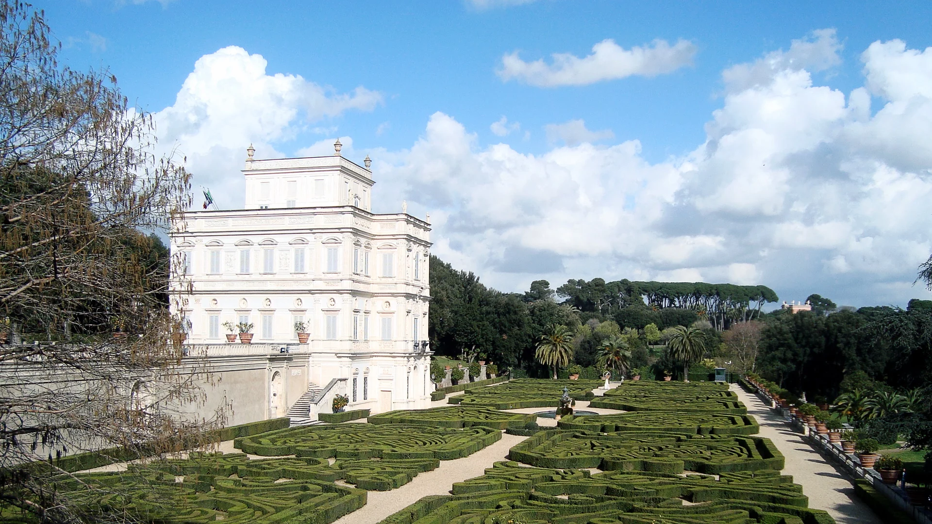 casa vacanze newton roma